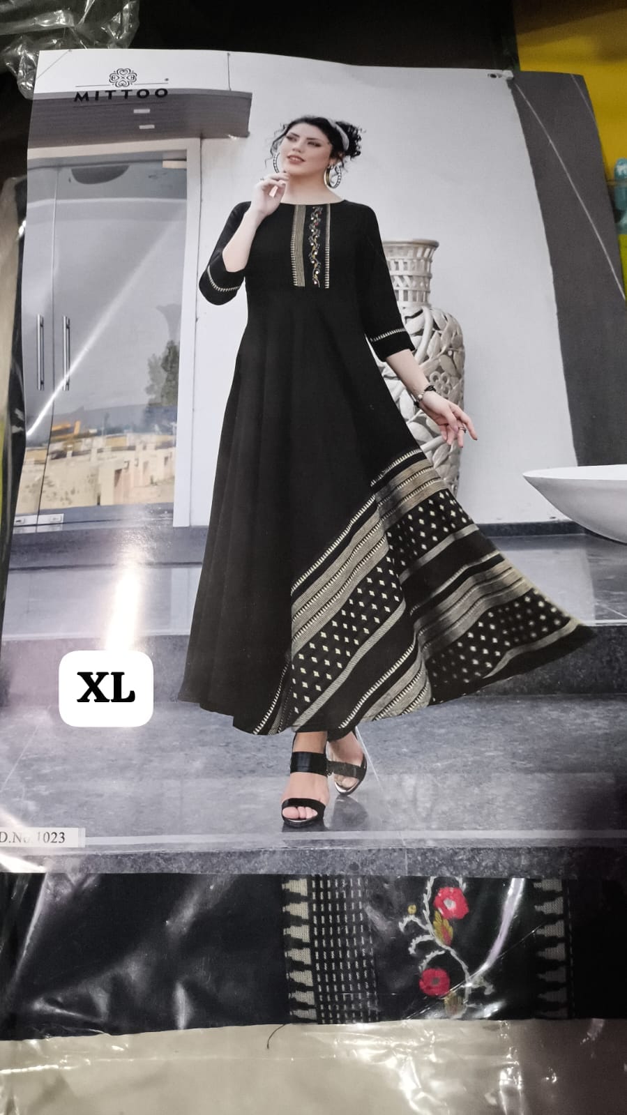 Mittoo Rayon Embroderied Product
